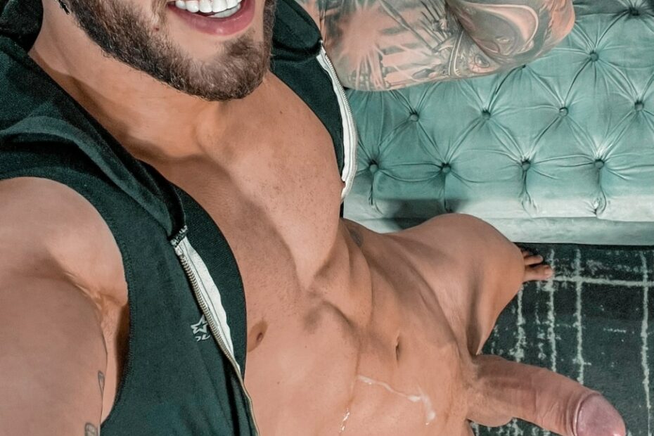 Big smooth shaved cock